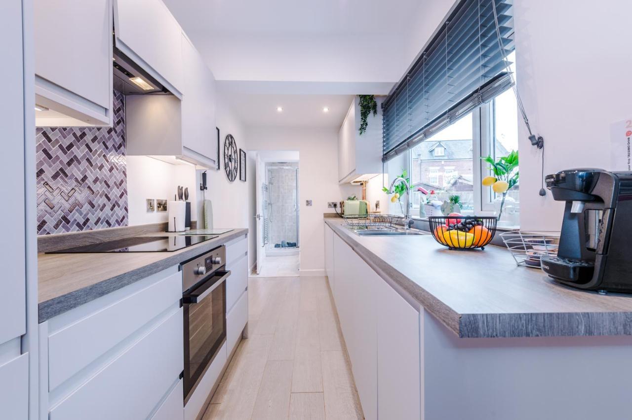 Stunning 3-Bed Home In Nantwich By 53 Degrees Property - Amazing Location, Ideal For Groups - Sleeps 6 Luaran gambar